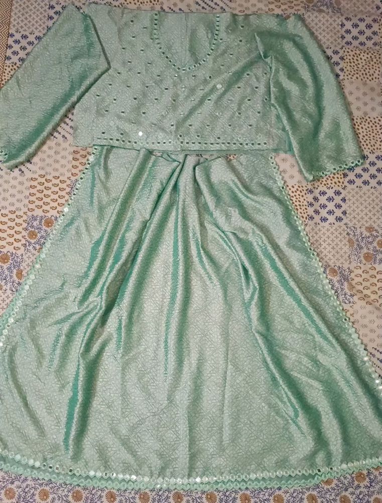 Unstitched Embroidered Naira Cut Kurti Fabric