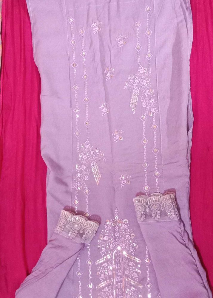Embroidered Kurta pants set