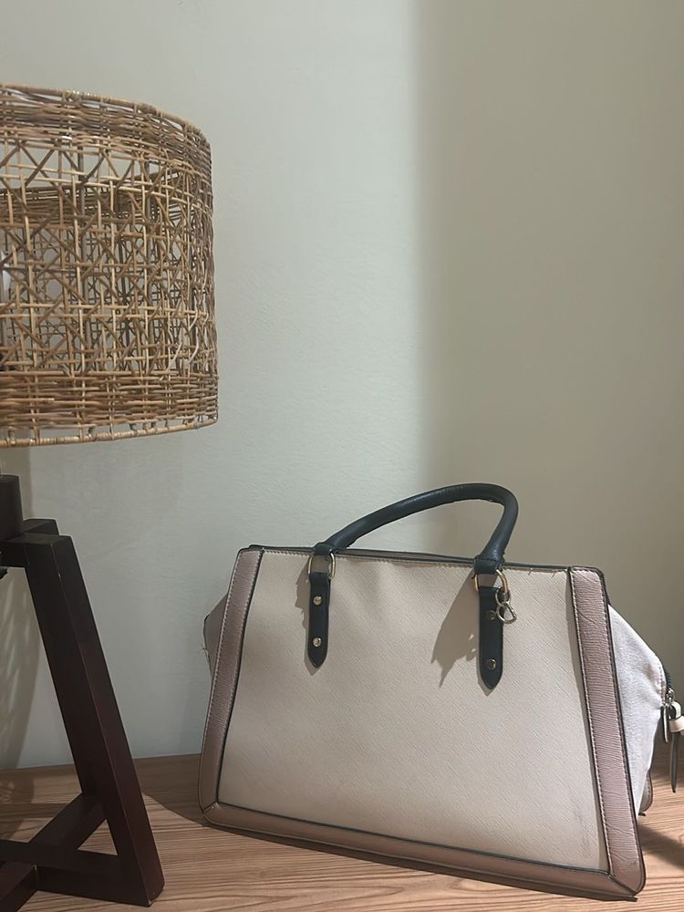 Beautiful 10*16 Hard Handbag/tote- Elegant Classy
