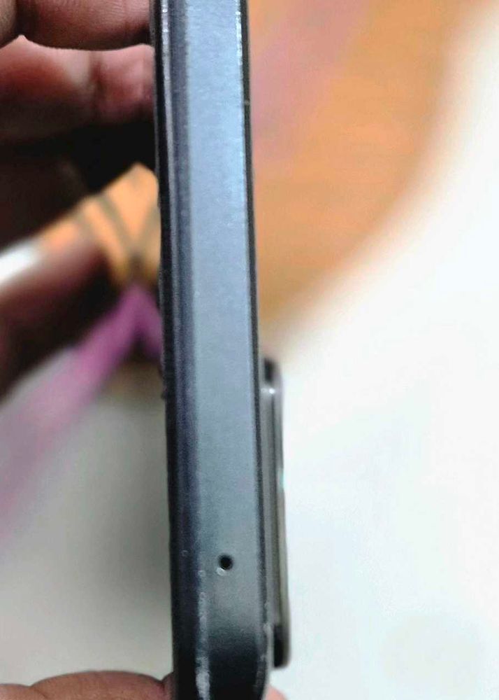 ONE PLUS Mobile CE2 Model in good condition