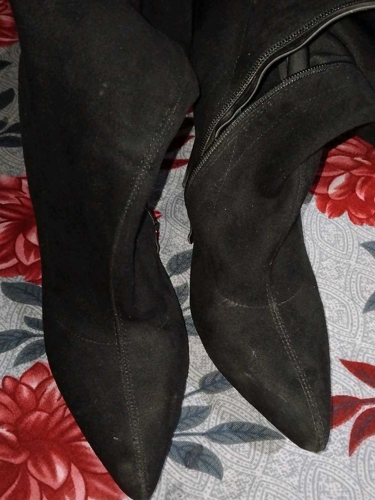 Boots 👢