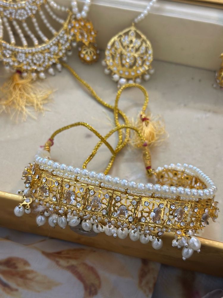 Elegant Gold Jewelry Set