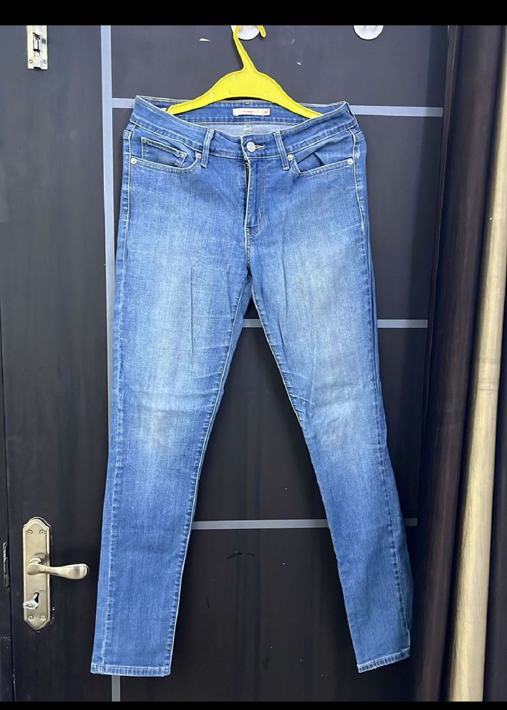 Levi&#39;s Blue Jeans
