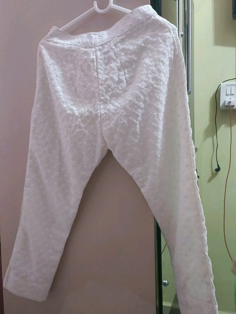 PAIR OF KURTA AND PANT
