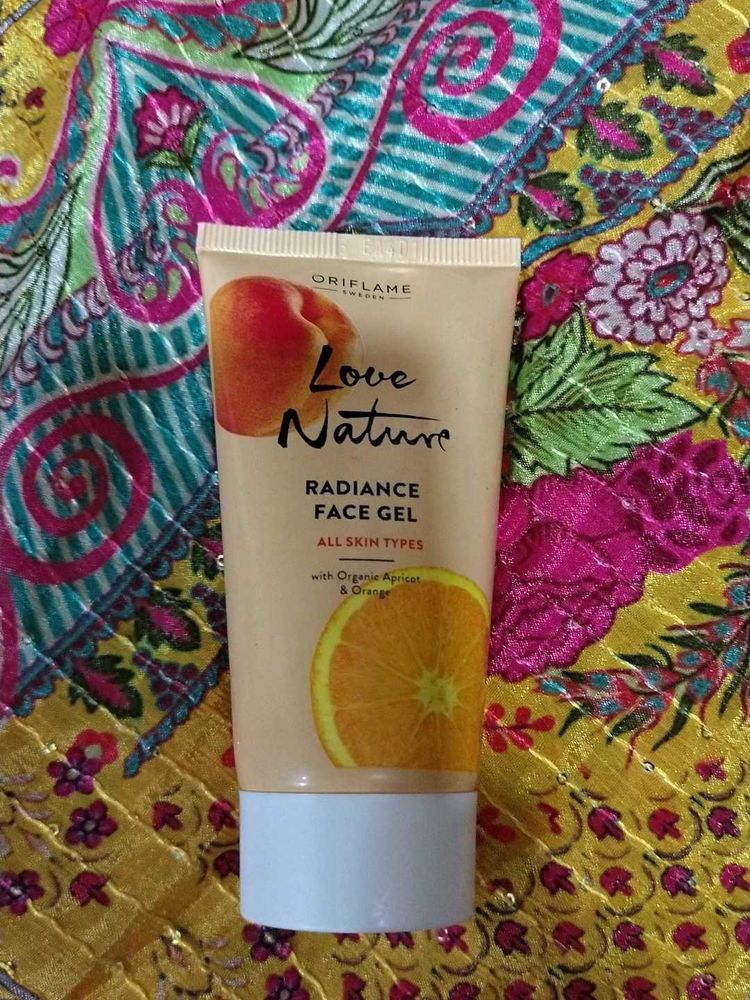 Radiance Face Gel with Organic Apricot &amp; Orange