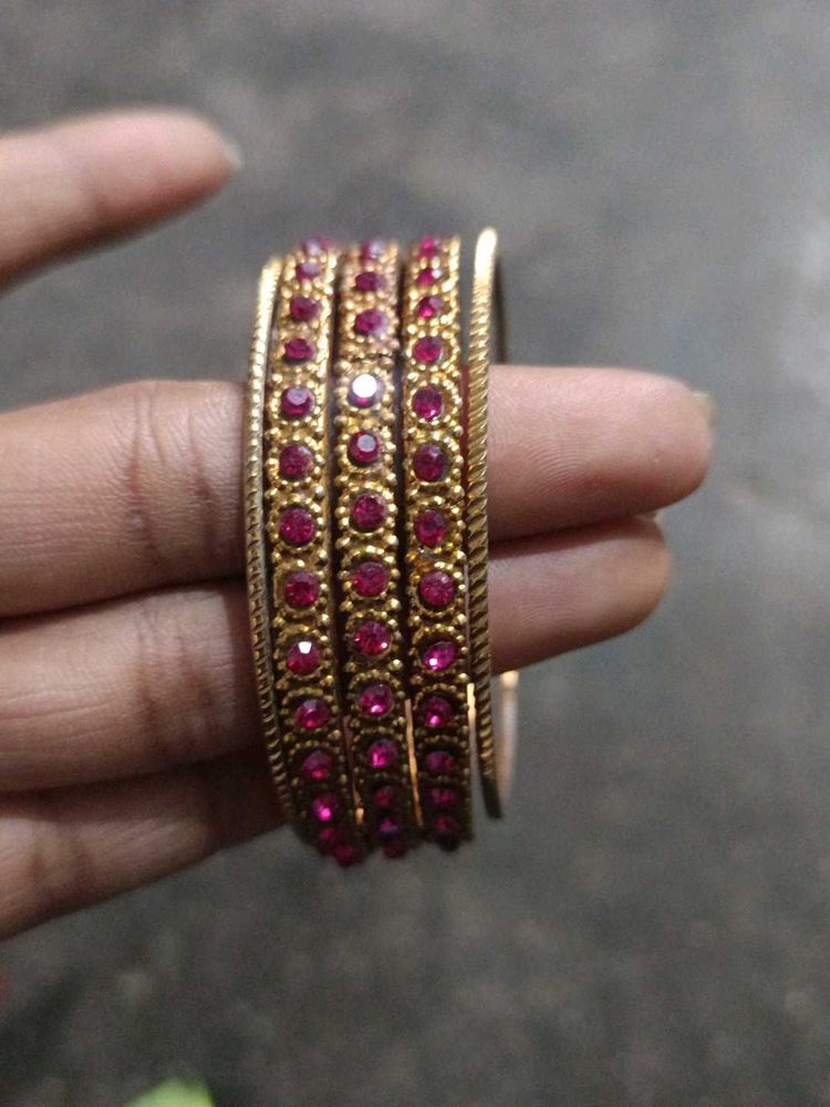 Red Stone Bangles - Set of Four