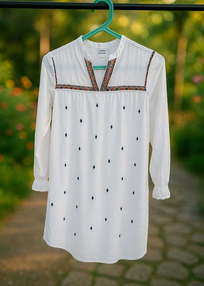 White Trending Top 💖🔥💎