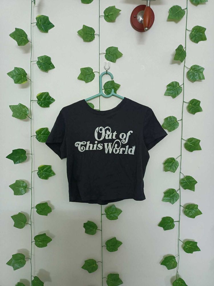 H&amp;M Out Of This World Crop Top Tshirt