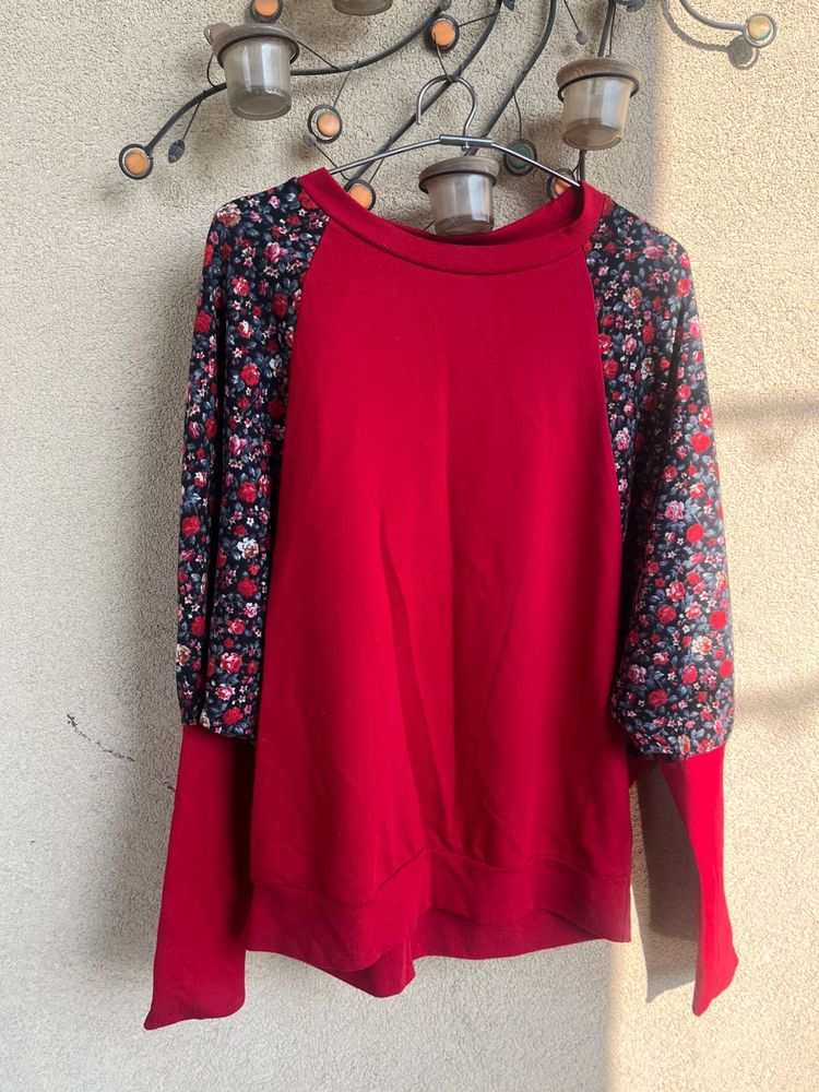 Stylish Red &amp; Floral Sleeve Top