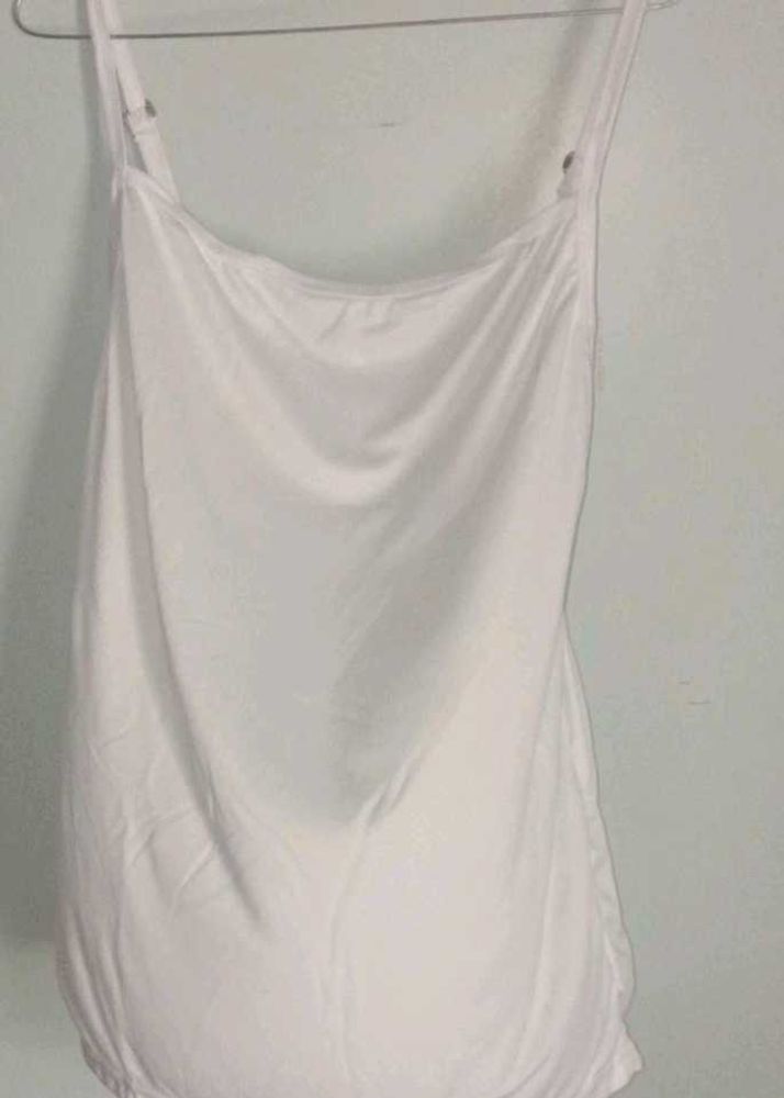 satin sleeveless night suit