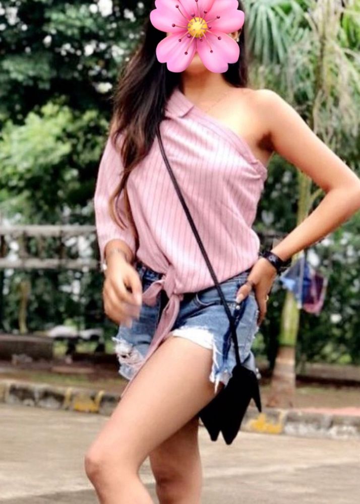 Chic One-Shoulder Top
