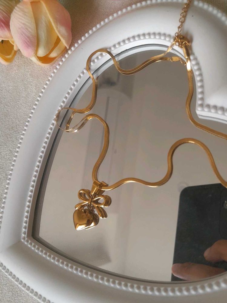 Bow Knot Heart Necklace (Anti Tarnish)