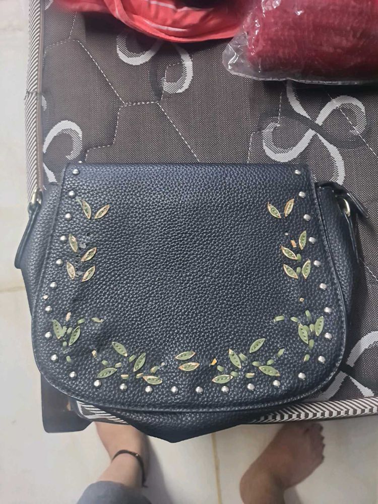 black sling bag