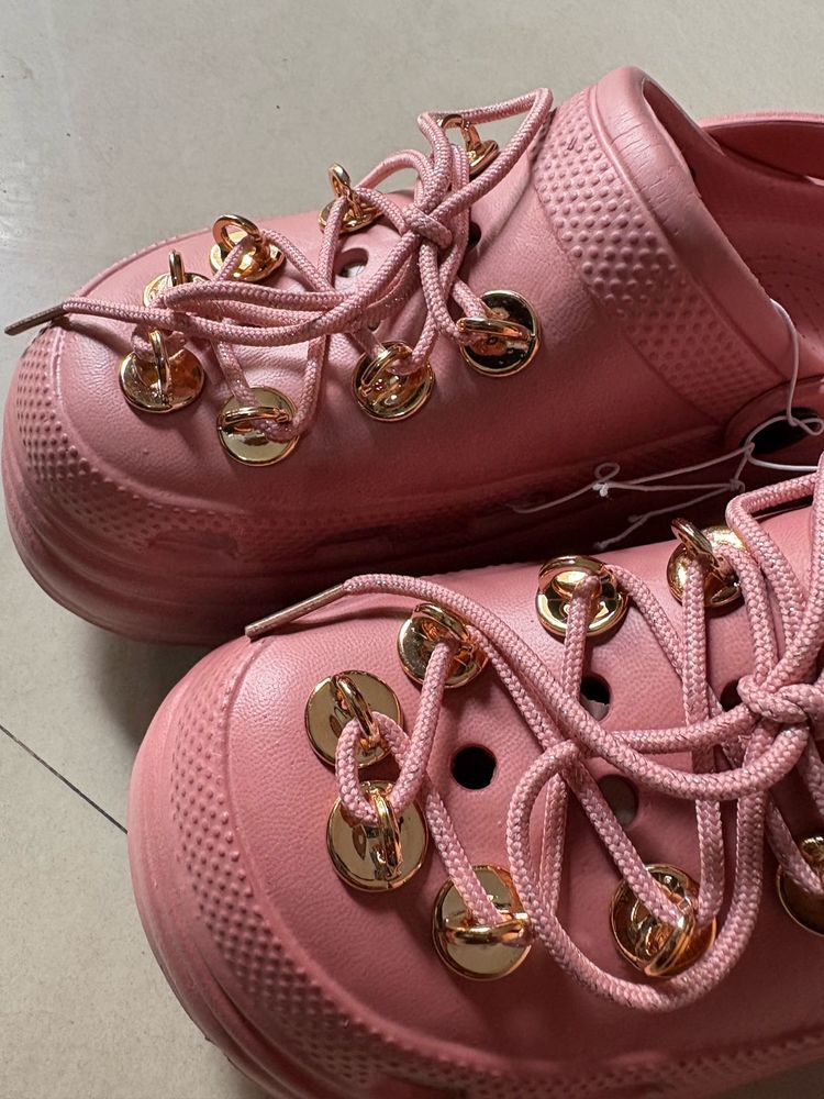 girl women Trendy Pink Clogs