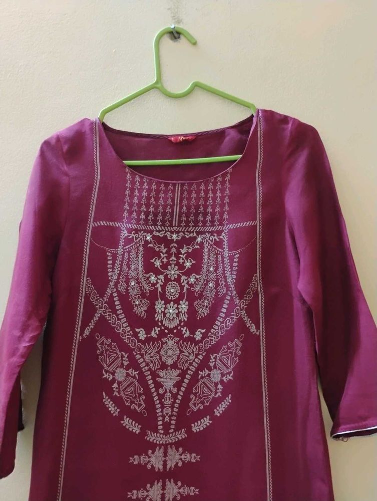 Magenta W Kurta