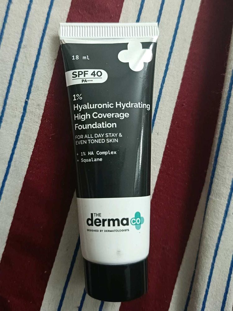 Derma Co Hydrating High Coverage Foundation- ivory