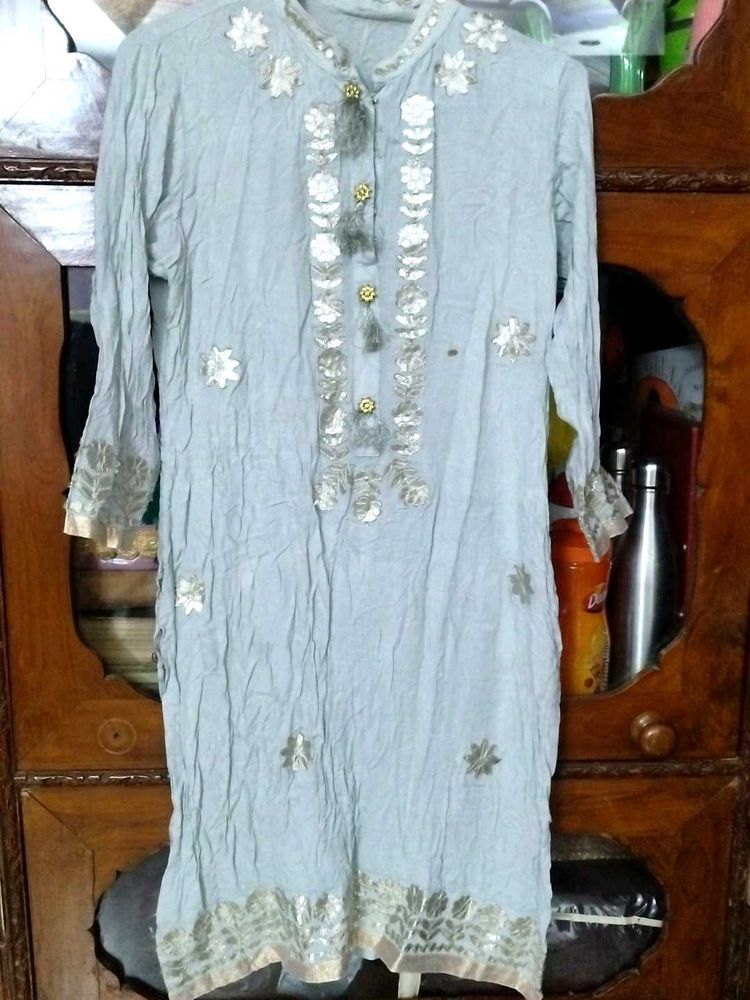 Embroidered Kurta