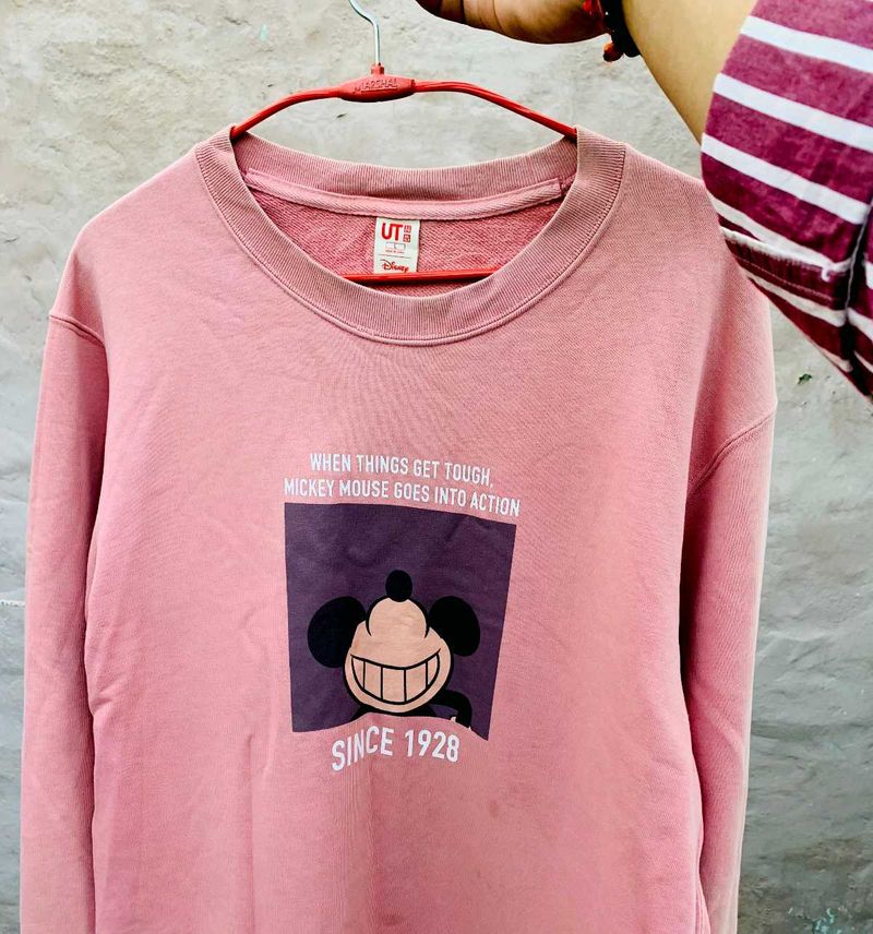 Orignal Disney Uniqlo brand Graphic Sweatshirt