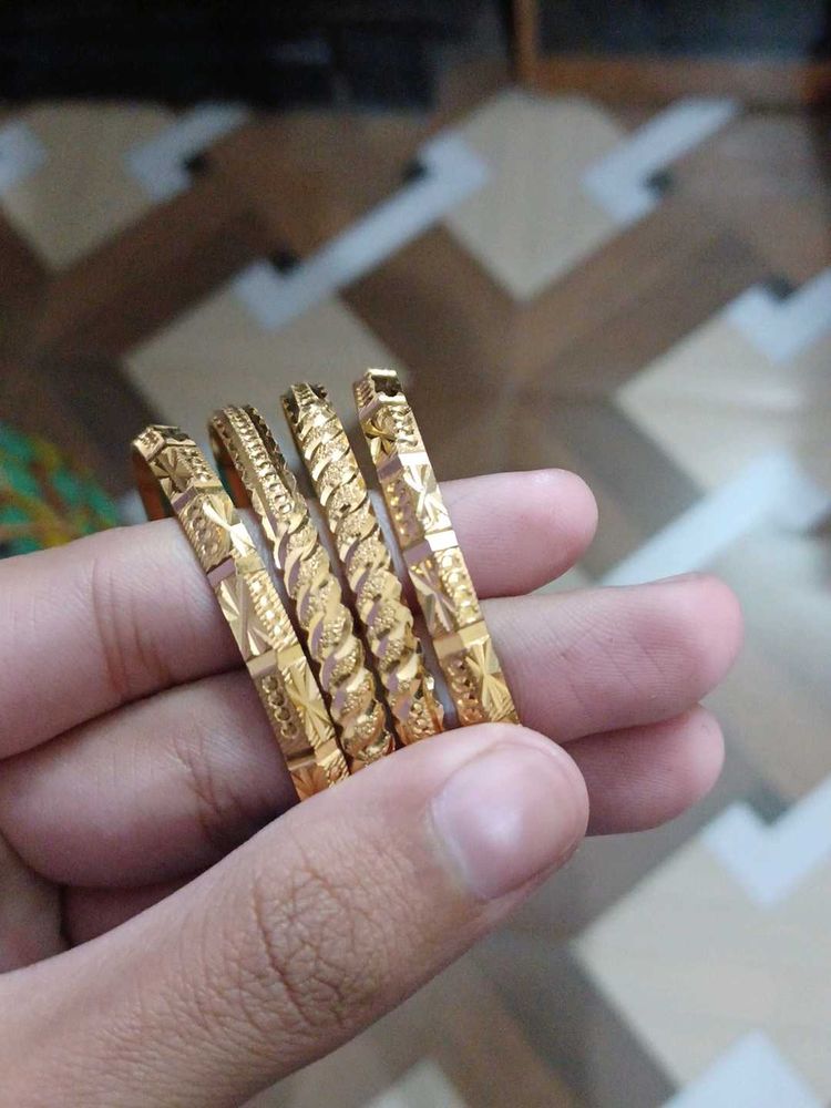 Beautiful Gold Plated Bangle