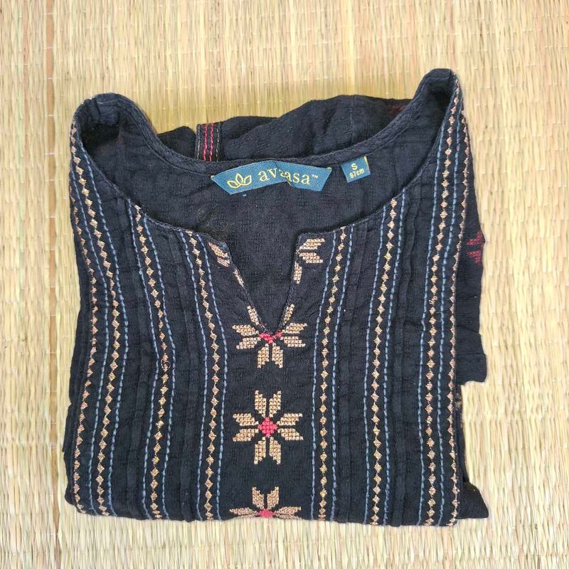 AVAASA BLACK 🖤 KURTHA - XS 82cm ₹119 Only