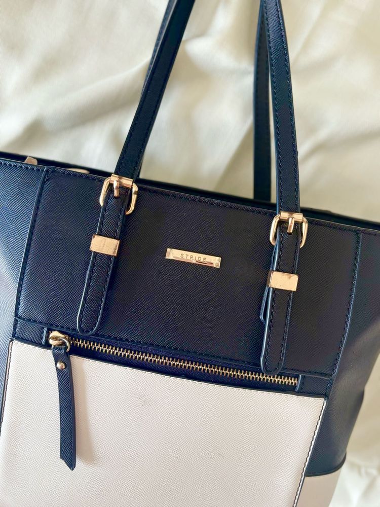 Stylish, Stride Black &amp; White Hand Bag