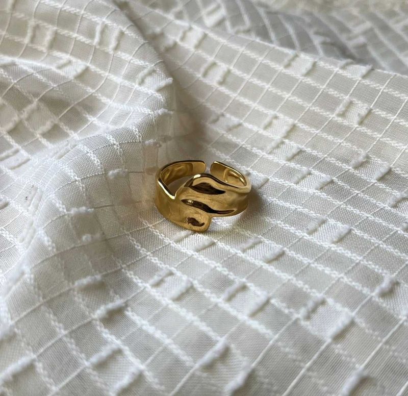 Anti Tarnish Vintage Ring