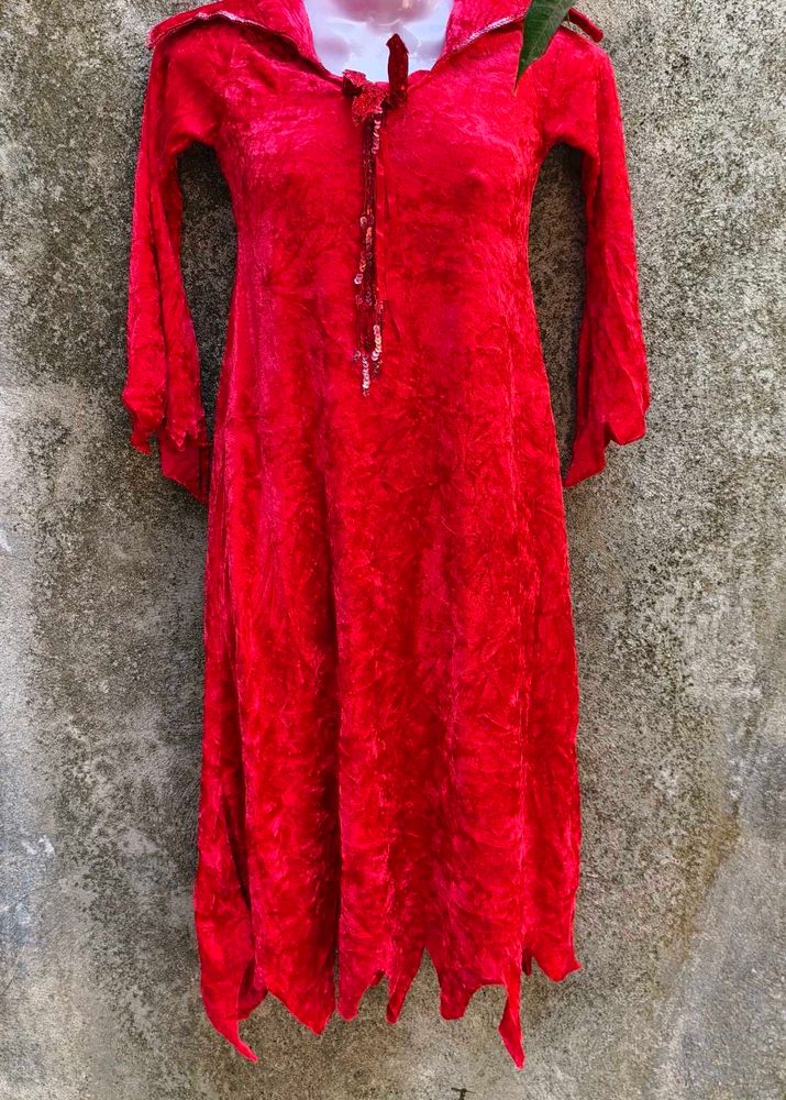 2.23.1 CUTE RED VELVET DRESS