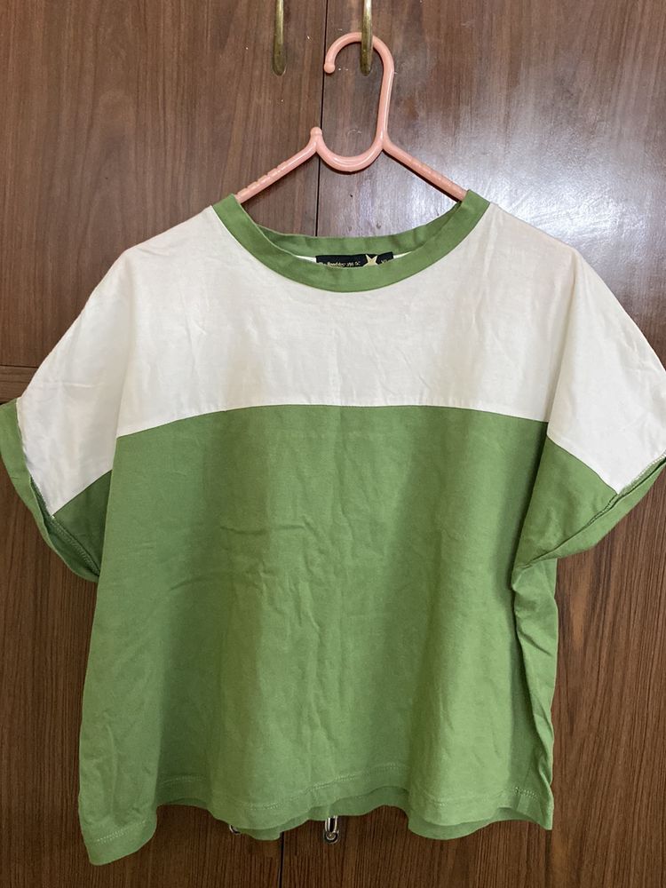 Oversized Crop Tshirt