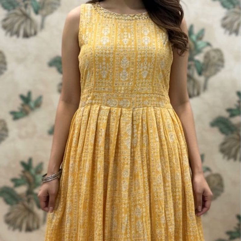 Elegant Yellow Ethnic Gown