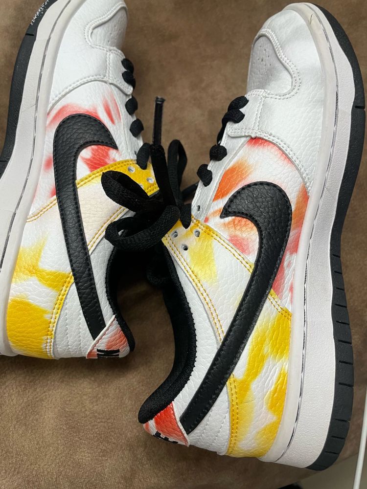 Nike Dunk Low - Custom Tie Dye