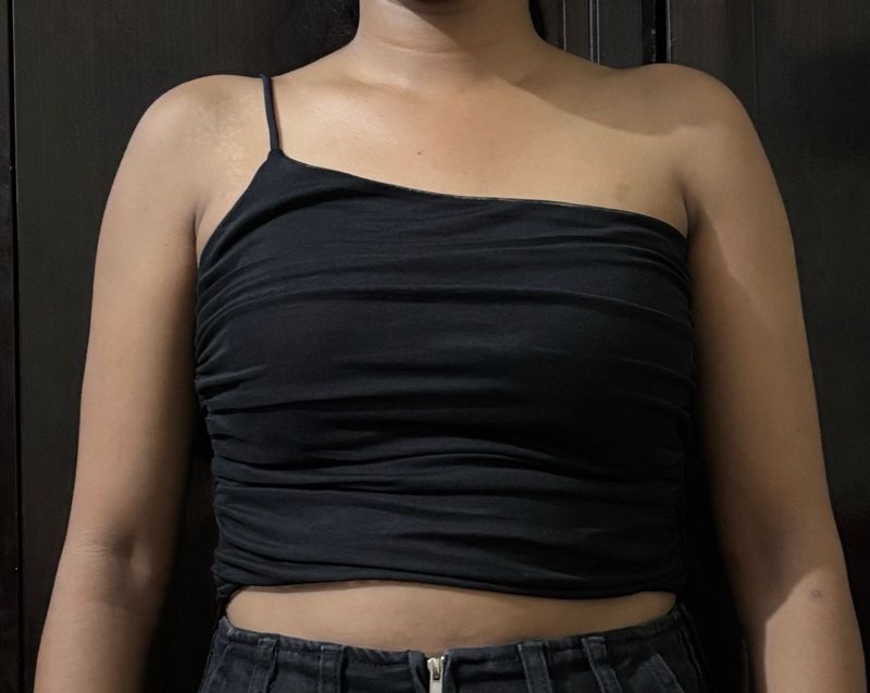 Chic Black One-Shoulder Top