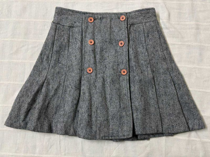 Grey Pleated Buttoned Skirt