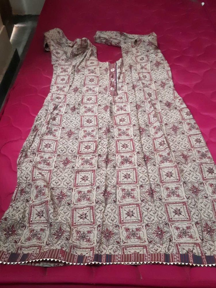 Elegant Printed Kurta