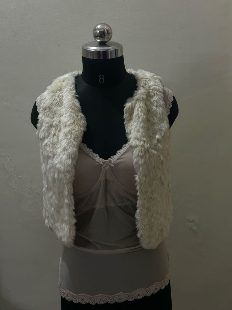 H&amp;m Cropped Fur Jacket