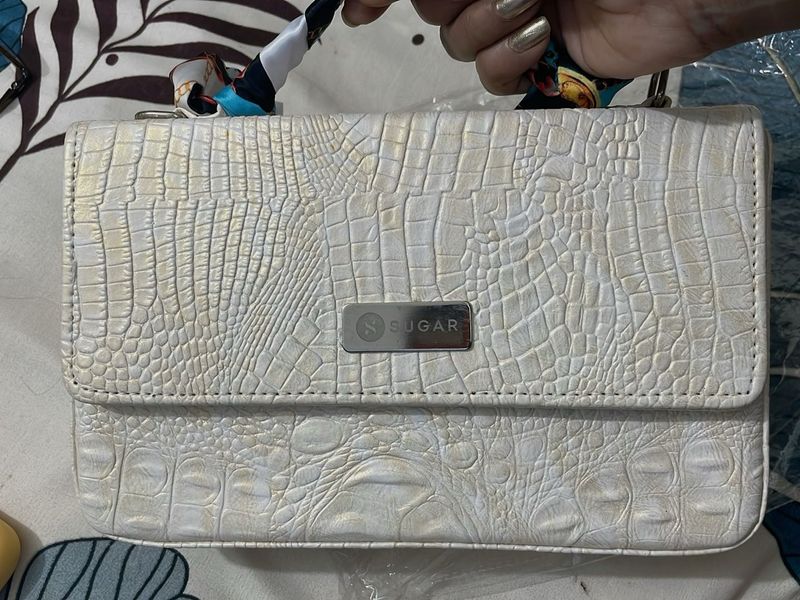 Sugar Off White Sling Bag