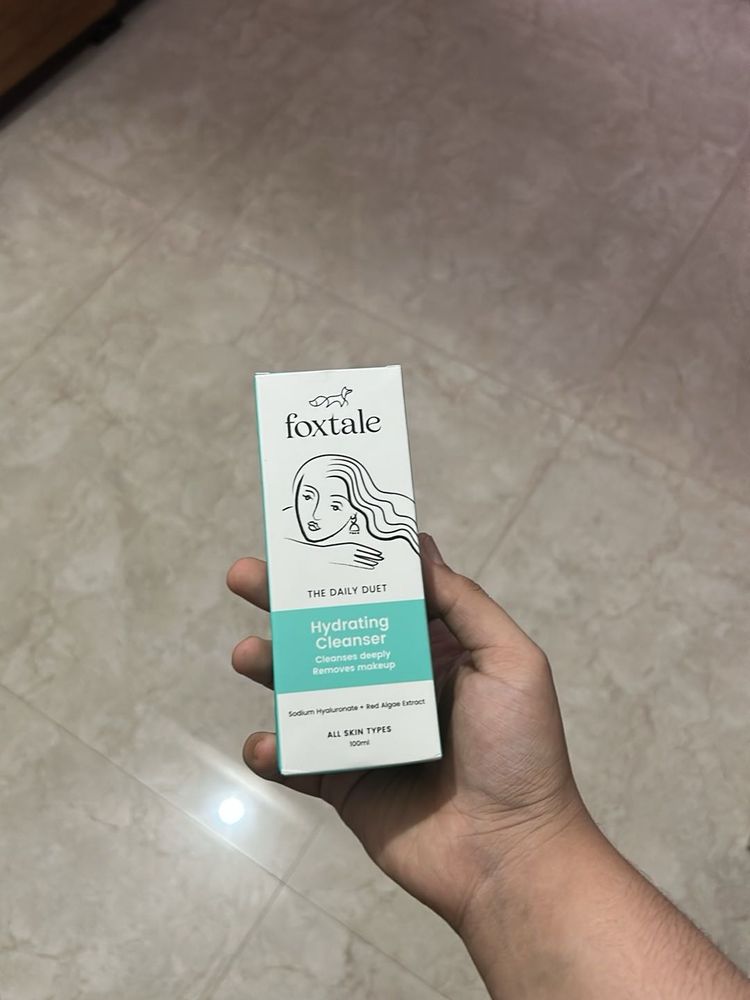 Foxtale Hydrating Cleanser