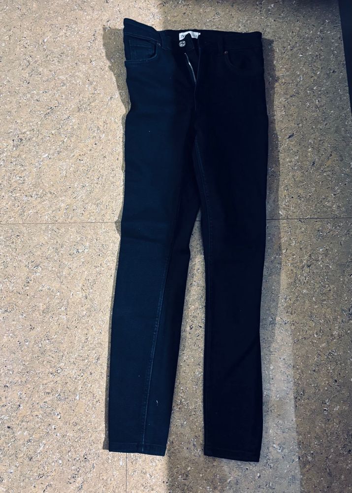 Dark Black Jeans 26-28 Waist