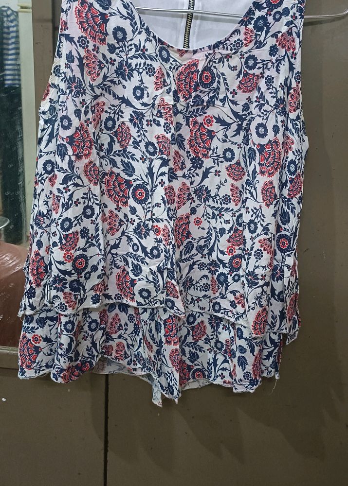 Floral Sleeveless Top