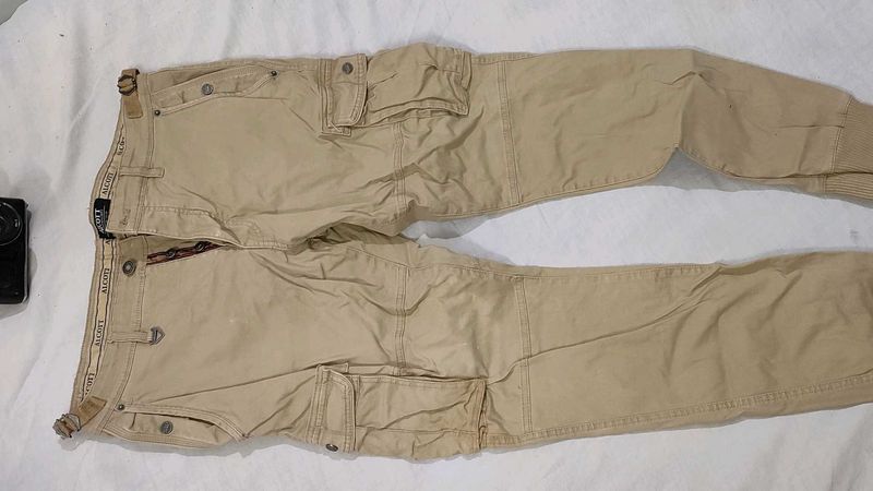 Alcott Man&#39;s 8pocket Jogger