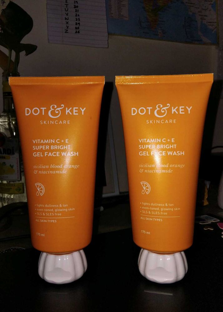 Dot &amp; Key