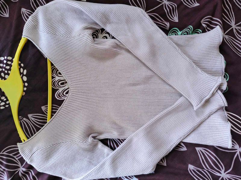Full Sleeves Bodycon Sweatshirt
