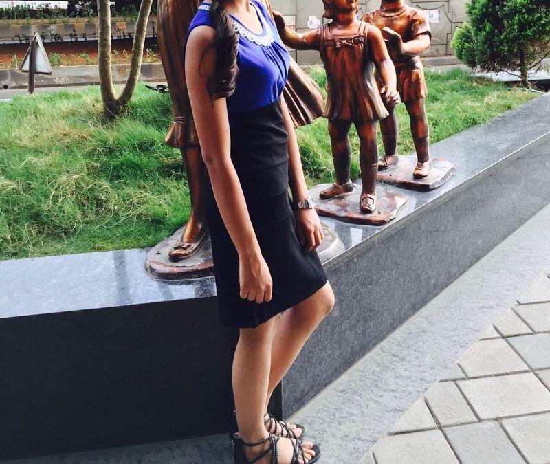 Straight Fit Blue Knee Length Dress