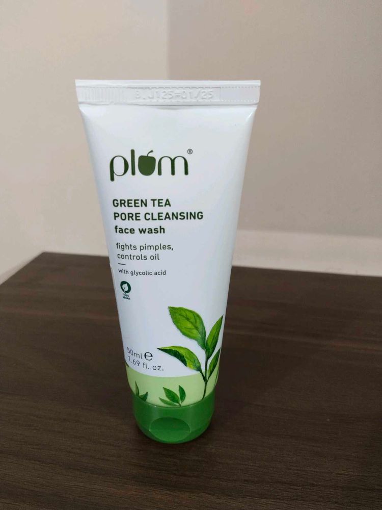 Plum Green Tea Face Wash