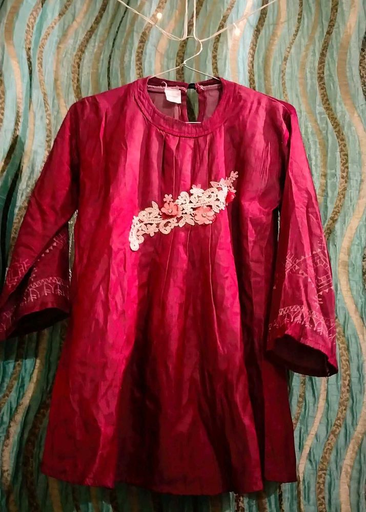 ✨♥️Fashion Maroon Top♥️✨