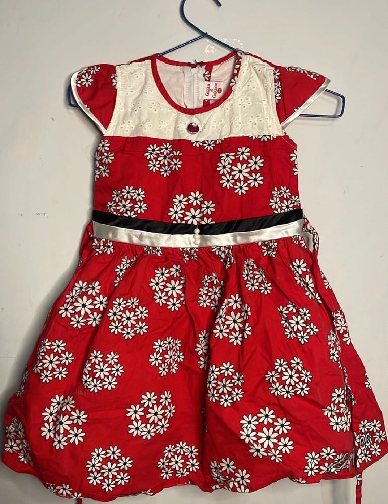 Girls&#39; Red &amp; White Floral Dress
