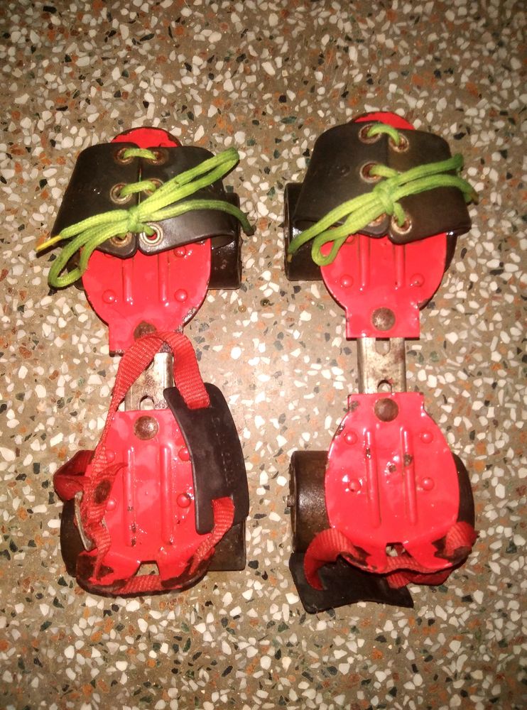 Skates