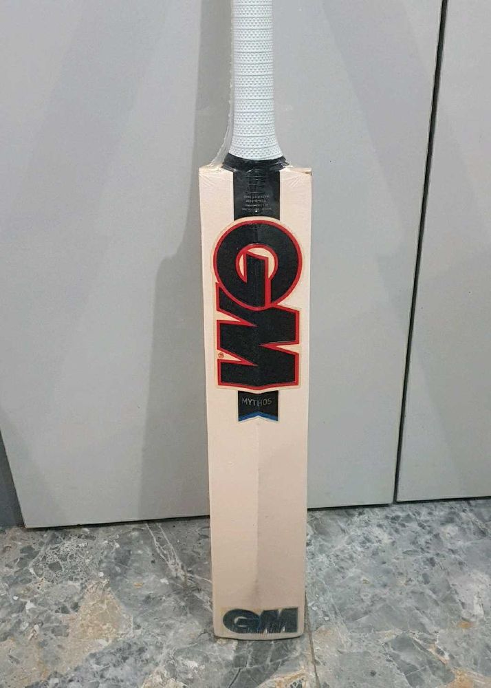 GM Mythos Prestige Short Handle English Willow Bat