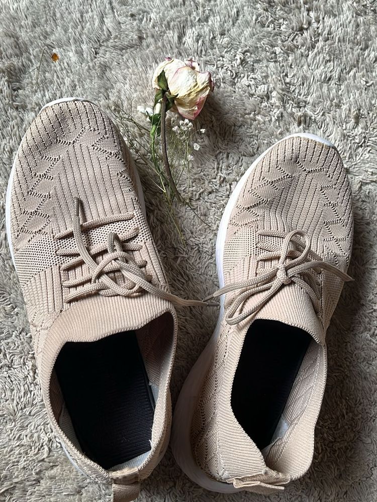TRASE Casual Sneakers 👟👌