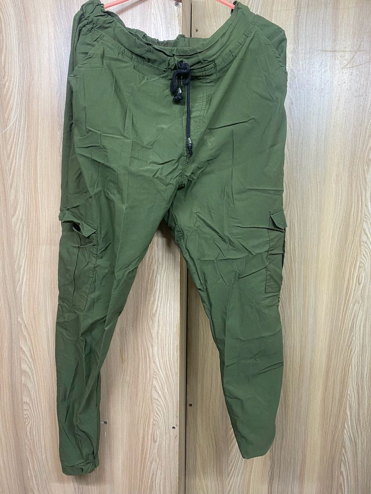 Green Casual Cargo