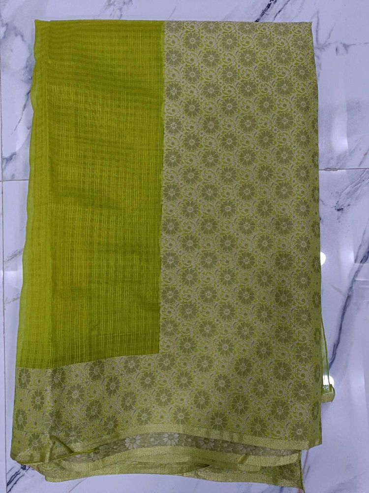 Light weight elegant saree